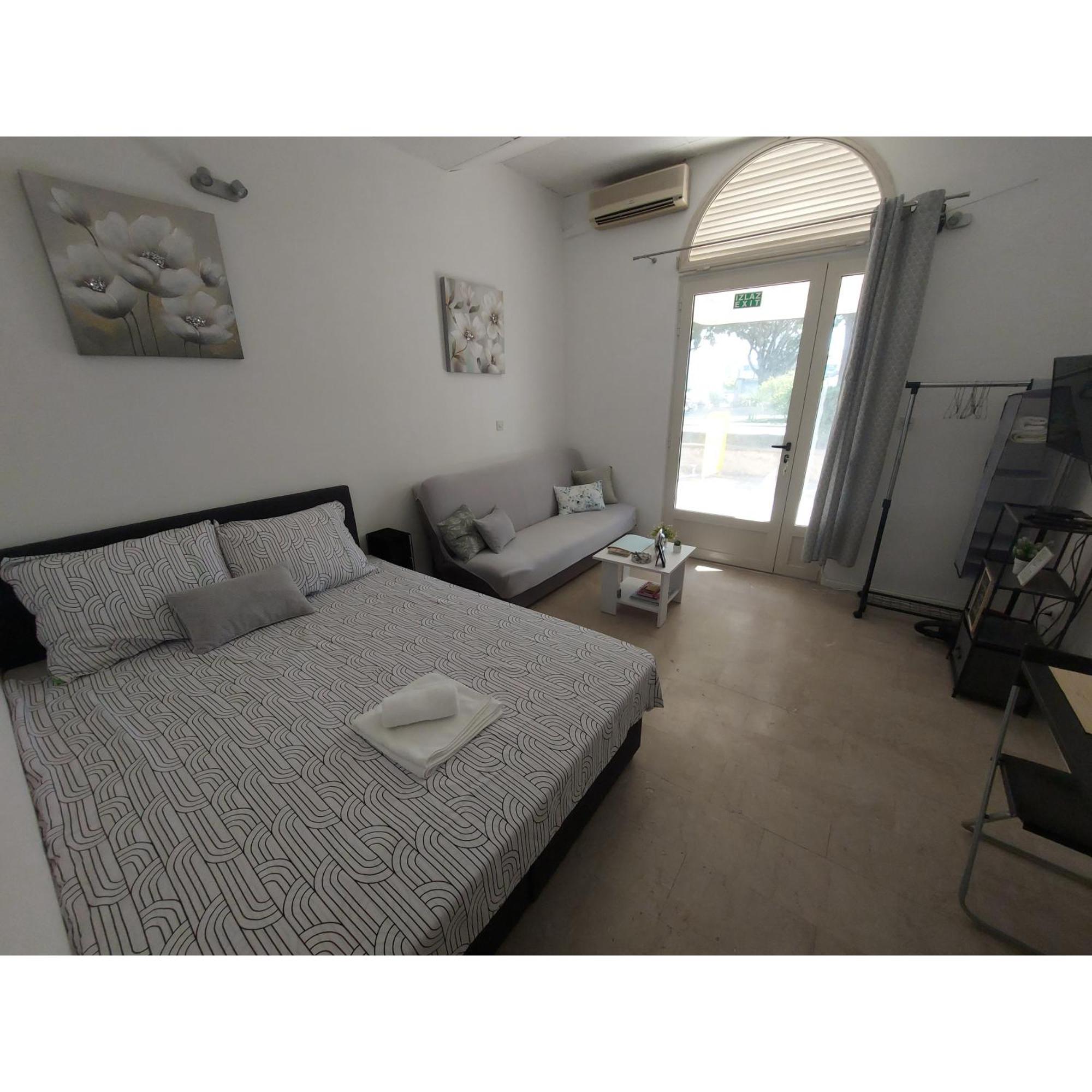 Apartament Lee